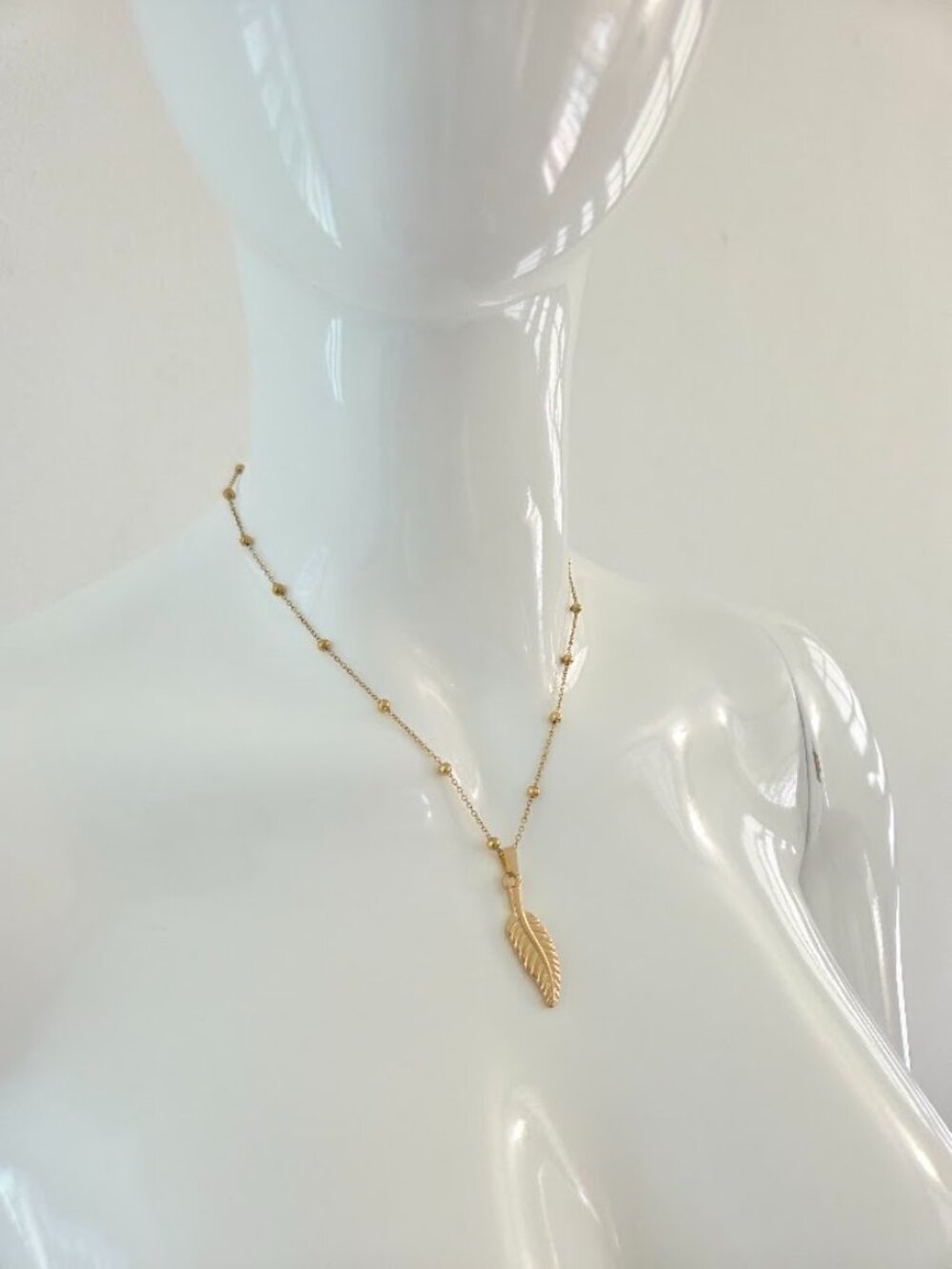 Gold Feather Pendant Necklace Dainty Satellite Chain Boho Minimalist Jewelry - Picture 10 of 14